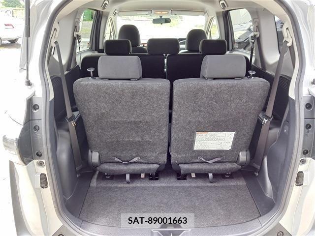 Toyota SIENTA 2018-07 328609-15