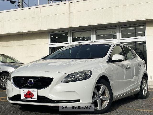 Volvo V40 2014-02 233972-0