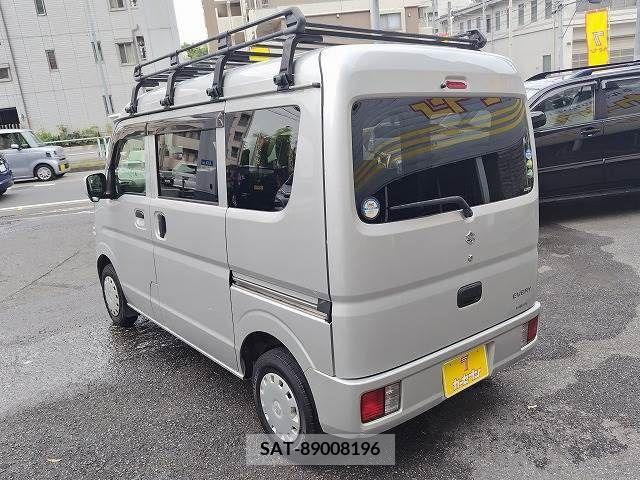 Suzuki EVERY 2015-11 301677-1
