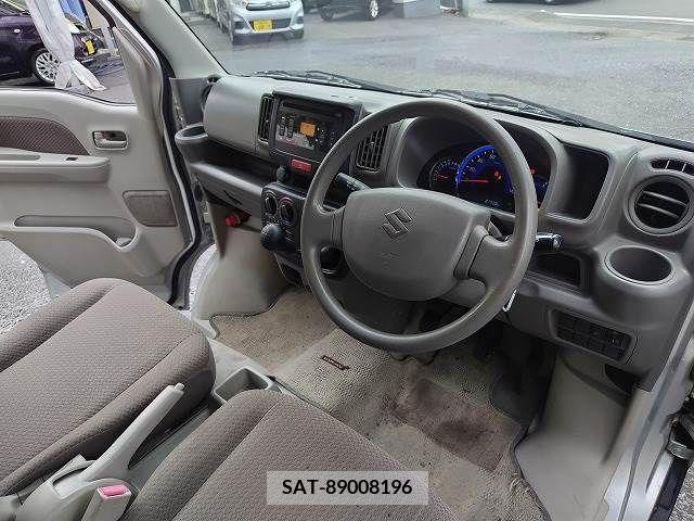 Suzuki EVERY 2015-11 301677-21