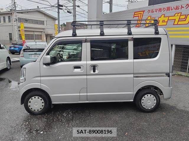Suzuki EVERY 2015-11 301677-17