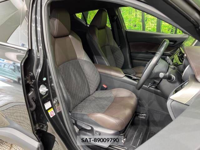 Toyota C-HR 2017-02 247262-8