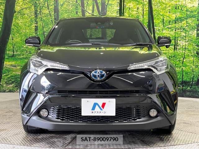 Toyota C-HR 2017-02 247262-14
