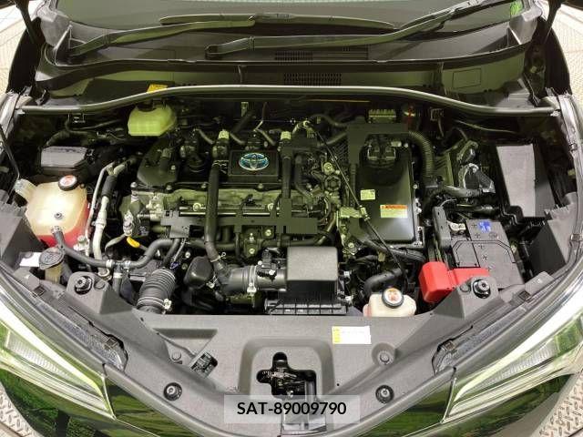 Toyota C-HR 2017-02 247262-18