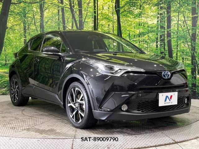 Toyota C-HR 2017-02 247262-16
