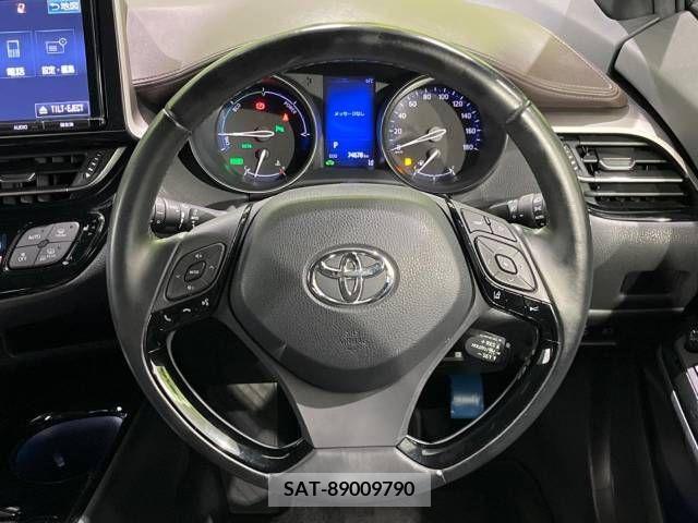 Toyota C-HR 2017-02 247262-11