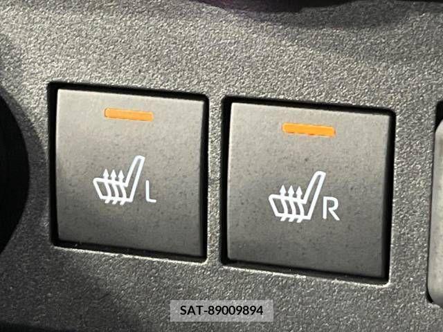 Toyota RAIZE 2023-09 298302-6