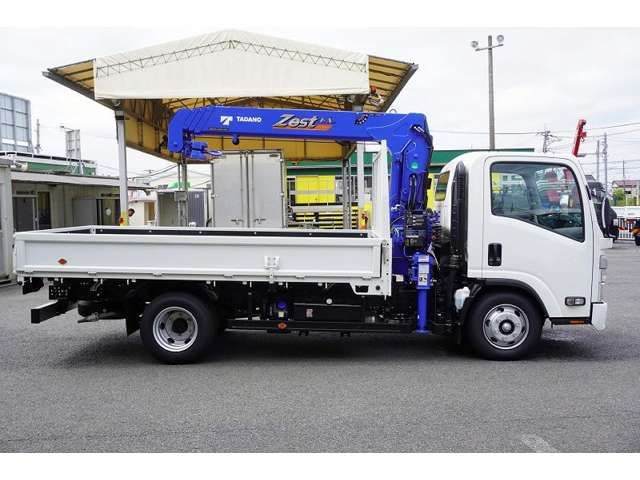 Mazda TITAN 2023-04 7822-4