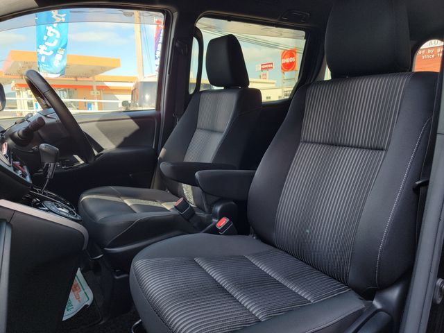 Toyota VOXY 2019-10 9739-14
