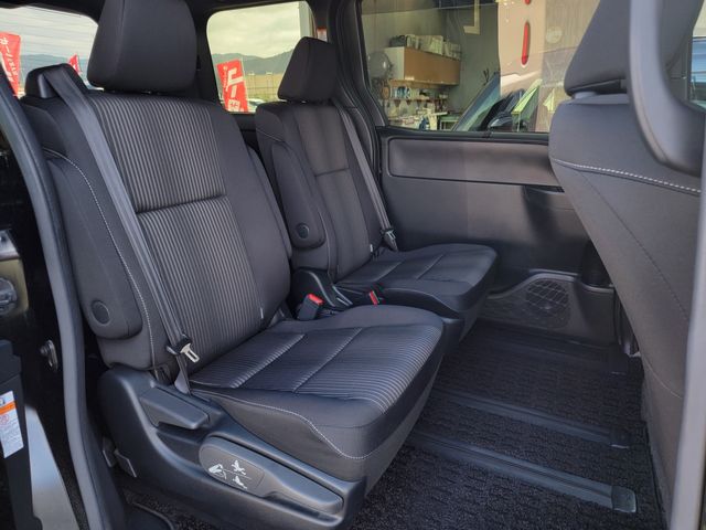 Toyota VOXY 2019-10 9739-12