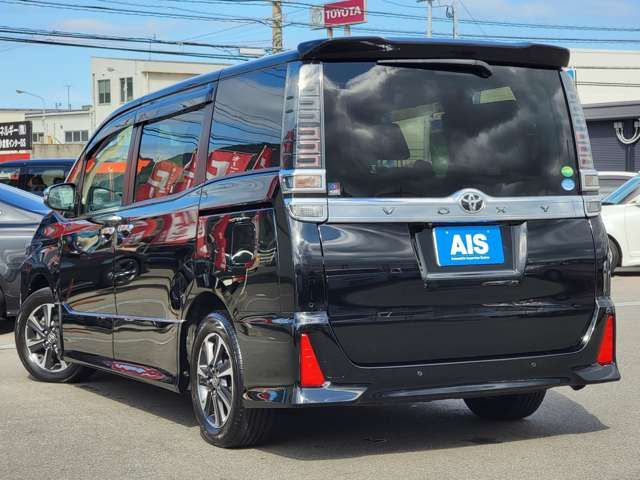 Toyota VOXY 2019-10 9739-4