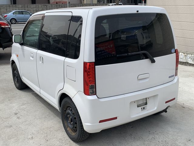 Nissan OTTI 2007-04 6045-7