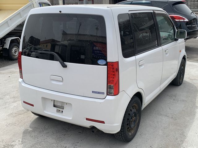 Nissan OTTI 2007-04 6045-5