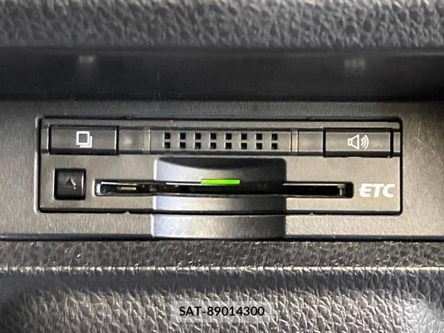Toyota VOXY 2016-04 435200-6