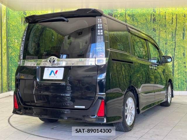 Toyota VOXY 2016-04 435200-17