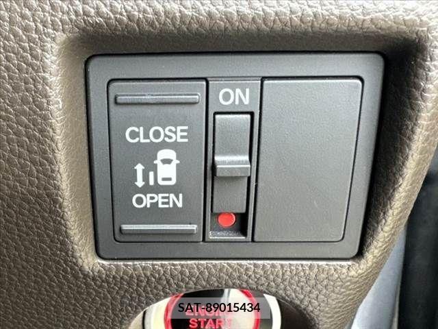 Honda N BOX 2021-04 307338-5