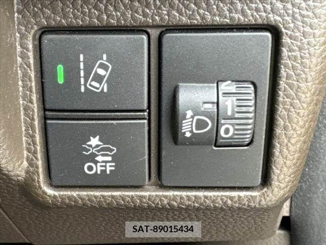 Honda N BOX 2021-04 307338-23