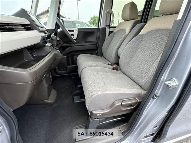 Honda N BOX 2021-04 307338-13