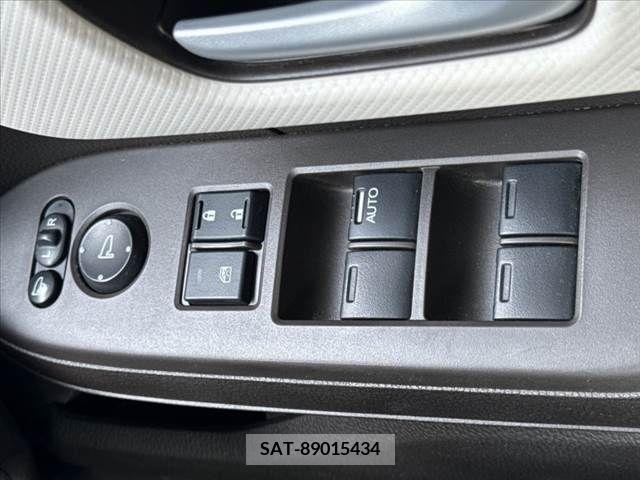 Honda N BOX 2021-04 307338-27