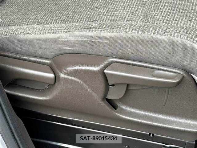 Honda N BOX 2021-04 307338-26
