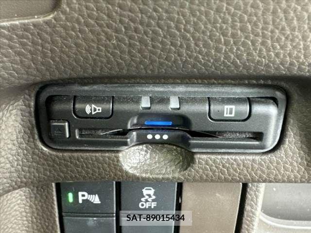 Honda N BOX 2021-04 307338-6