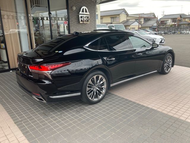 Lexus LS 2018-02 773-4