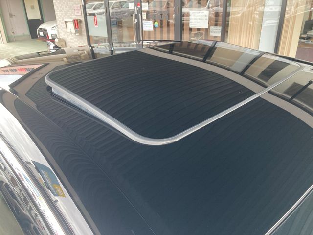 Lexus LS 2018-02 773-9