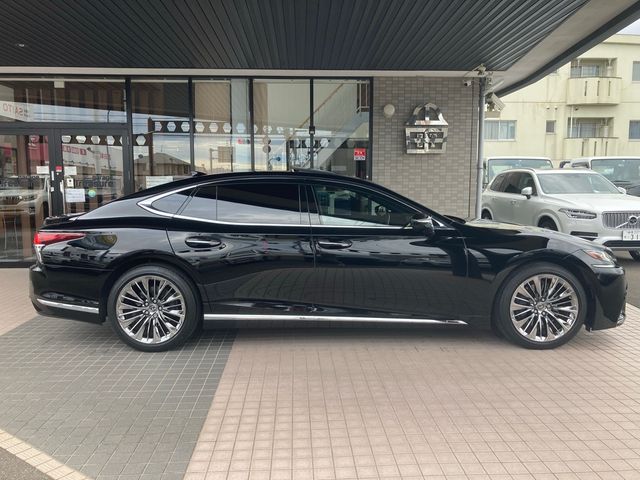 Lexus LS 2018-02 773-3