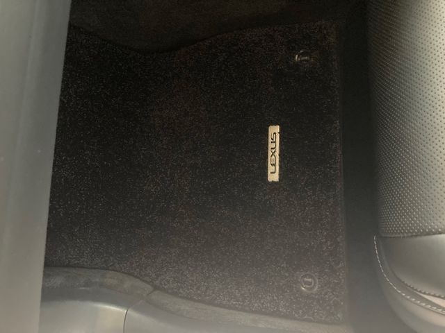 Lexus LS 2018-02 773-25