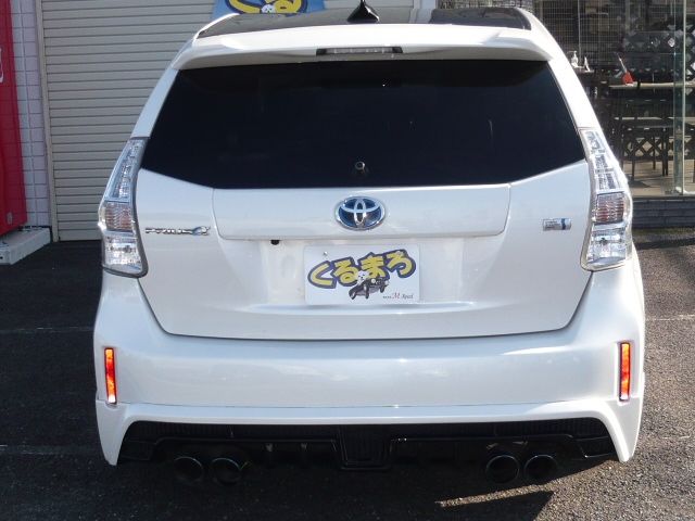 Toyota PRIUS ALPHA 2012-05 14197-12