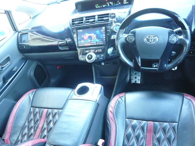 Toyota PRIUS ALPHA 2012-05 14197-18