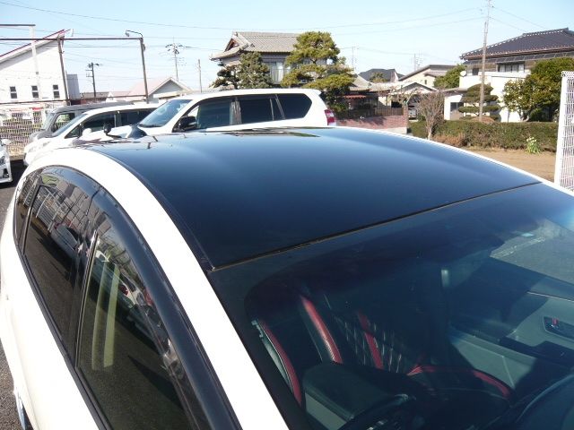 Toyota PRIUS ALPHA 2012-05 14197-22