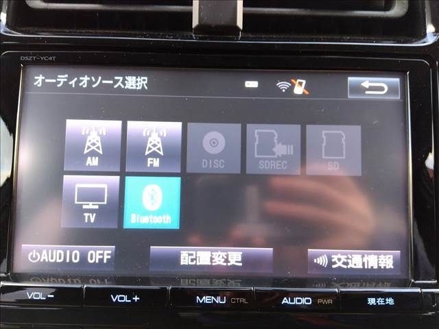Toyota PRIUS 2016-02 188186-12
