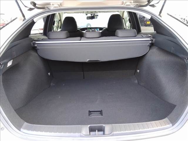 Toyota PRIUS 2016-02 188186-8