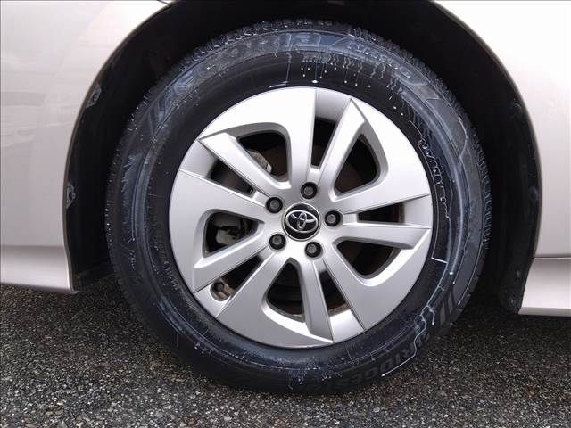 Toyota PRIUS 2016-02 188186-17