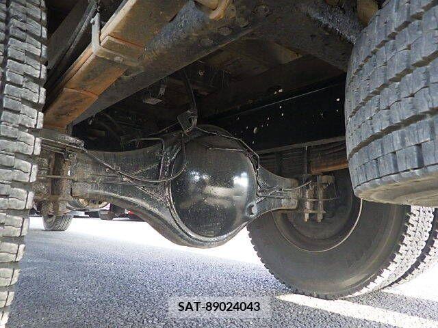 Isuzu FORWARD 2014-03 270328-5