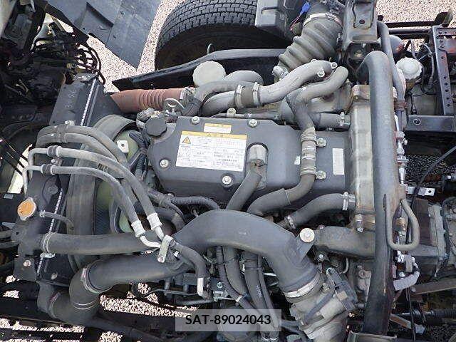Isuzu FORWARD 2014-03 270328-27
