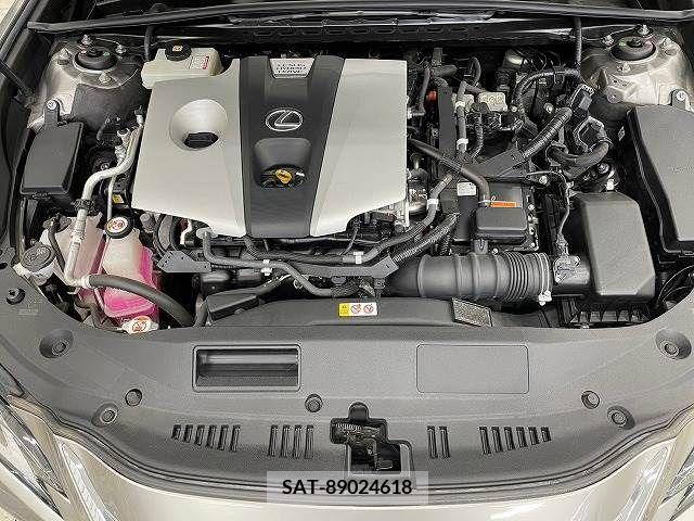Lexus ES 2019-01 275287-19