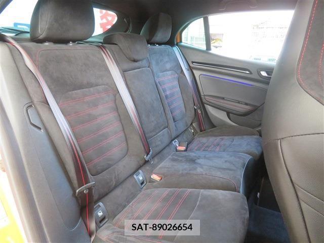 Renault MEGANE 2018-08 331703-10