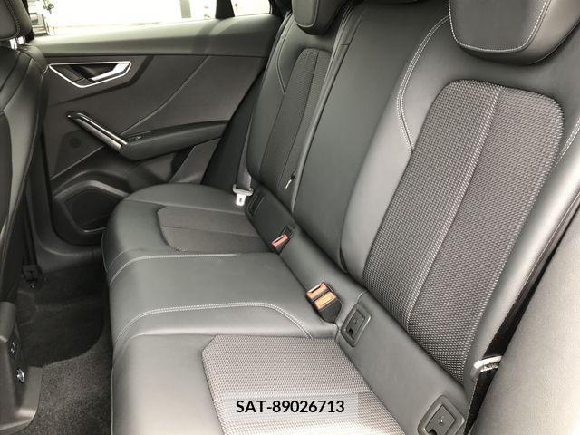 Audi Q2 2021-08 318013-11