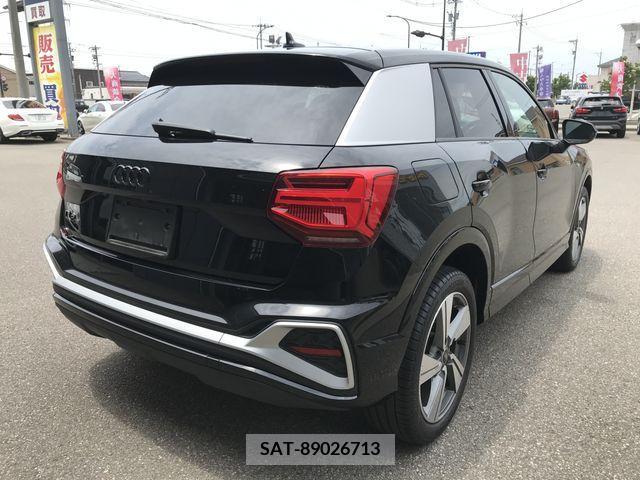 Audi Q2 2021-08 318013-2