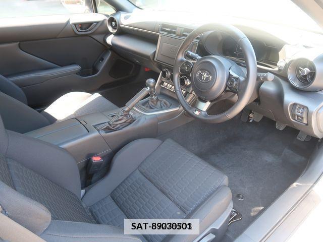 Toyota 86 2023-02 270807-9