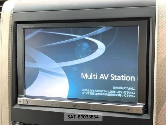 Toyota ALPHARD 2012-12 281045-3