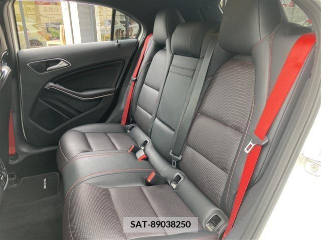 Amg A-Class 2015-06 338736-14
