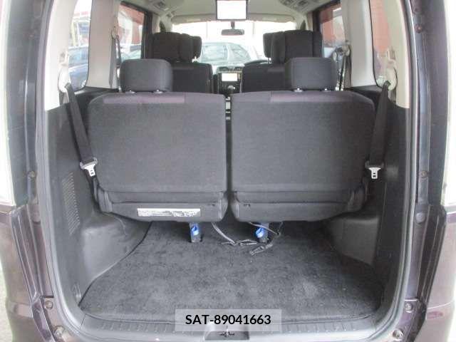 Nissan SERENA 2011-11 393897-8