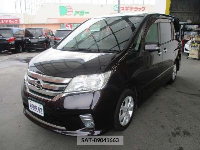 Nissan SERENA 2011-11 393897-1