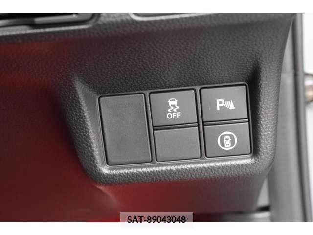 Honda CIVIC 2023-11 215372-8