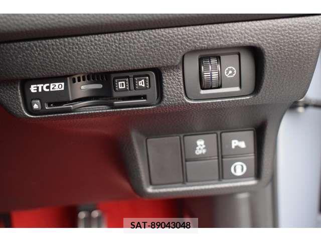 Honda CIVIC 2023-11 215372-7