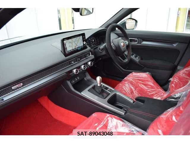 Honda CIVIC 2023-11 215372-19