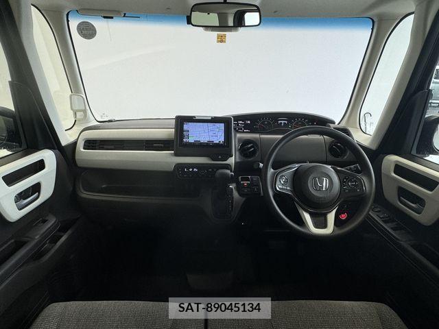 Honda N BOX 2022-06 333895-1